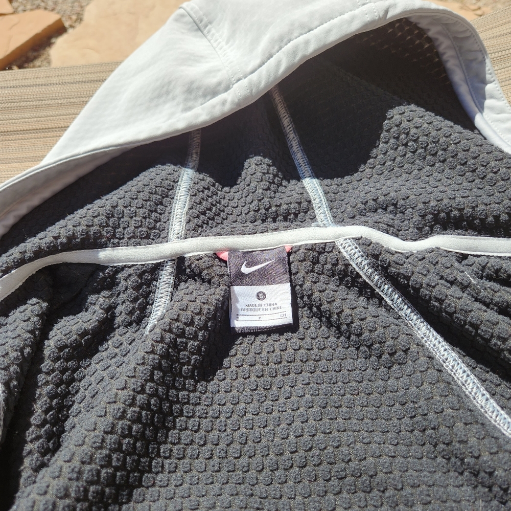 Nike women's technical water-resistent jacket